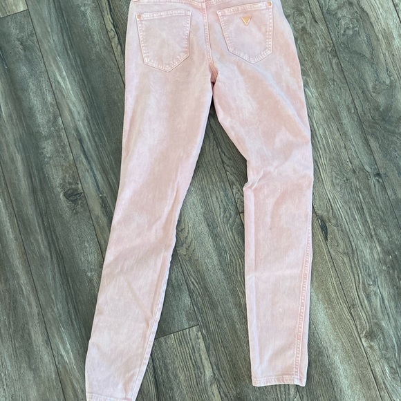 Pink Acid Wash Guess Jean - Picture 4 of 5